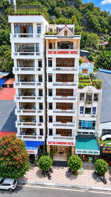 Hoàng Ngọc Hotel – Ha Long Bay